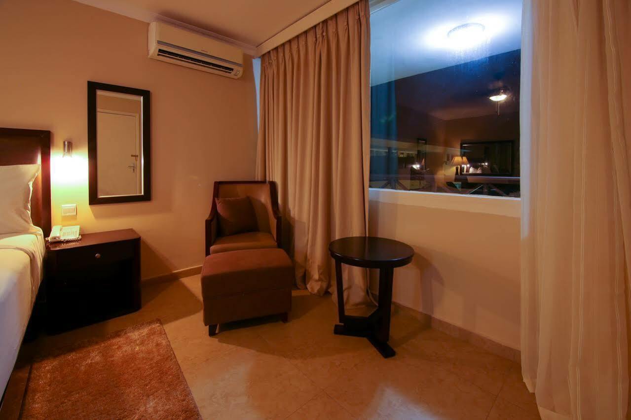 Best Western Plus Accra Beach Hotel Teshie Kültér fotó