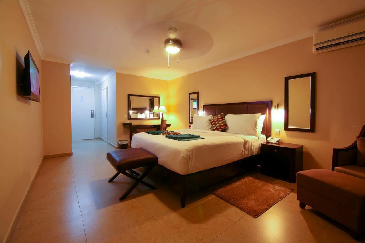 Best Western Plus Accra Beach Hotel Teshie Kültér fotó